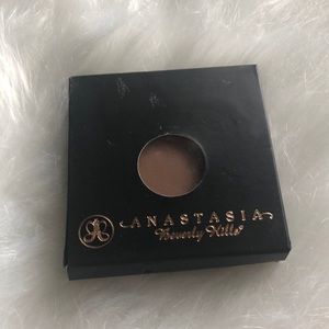 Anastasia Beverly Hills Eyeshadow Fawn